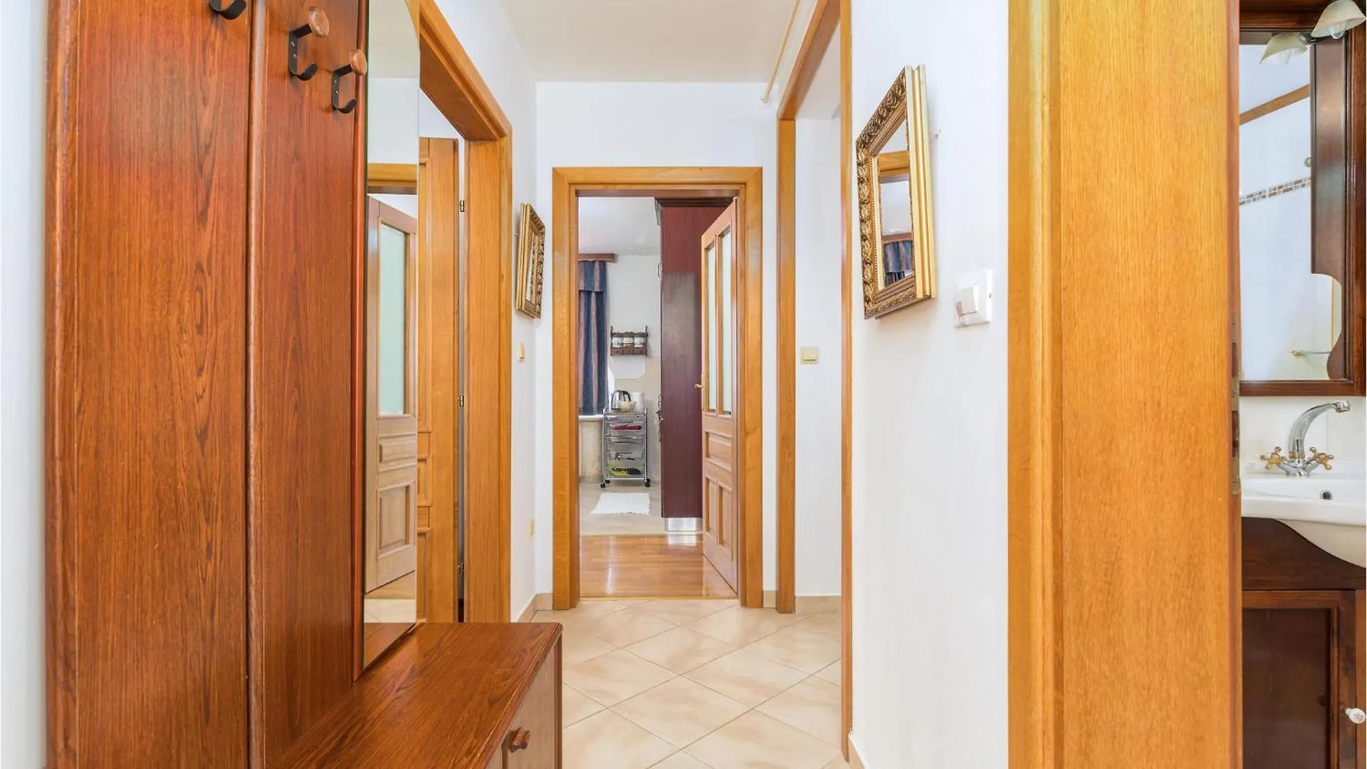2 Bedroom Lovely Apartment In Medulin